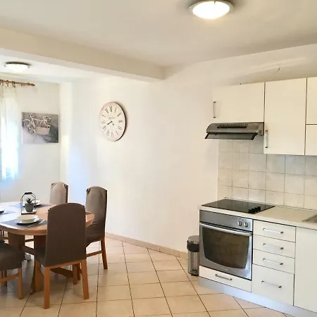 Apartman P&d * 扎达尔